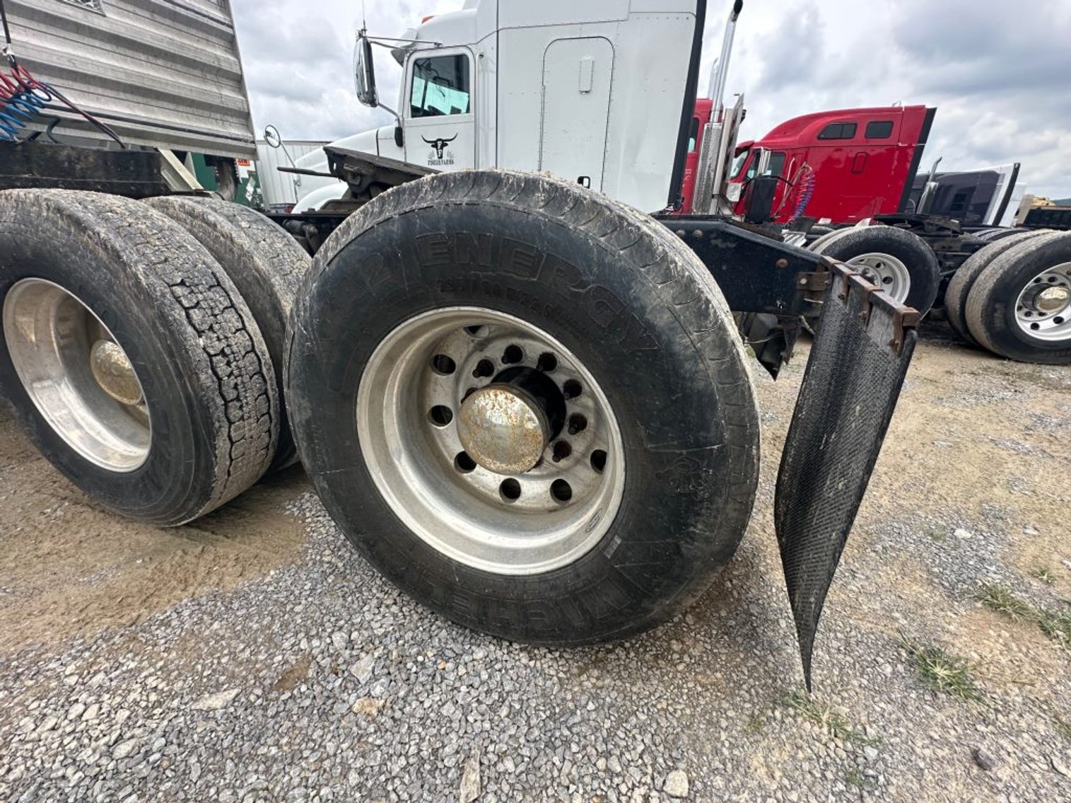 Image for 2014 MACK CXU613 GOLD DOG T/A TRUCK TRACTOR