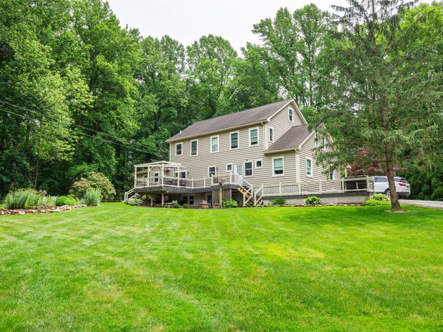 Image for Real Estate Auction for Dave and Dorothy Stoltzfoos