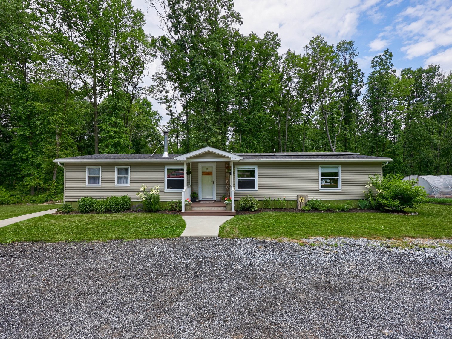 Image for Real Estate Auction For Johnny Lee & Kathryn Riehl