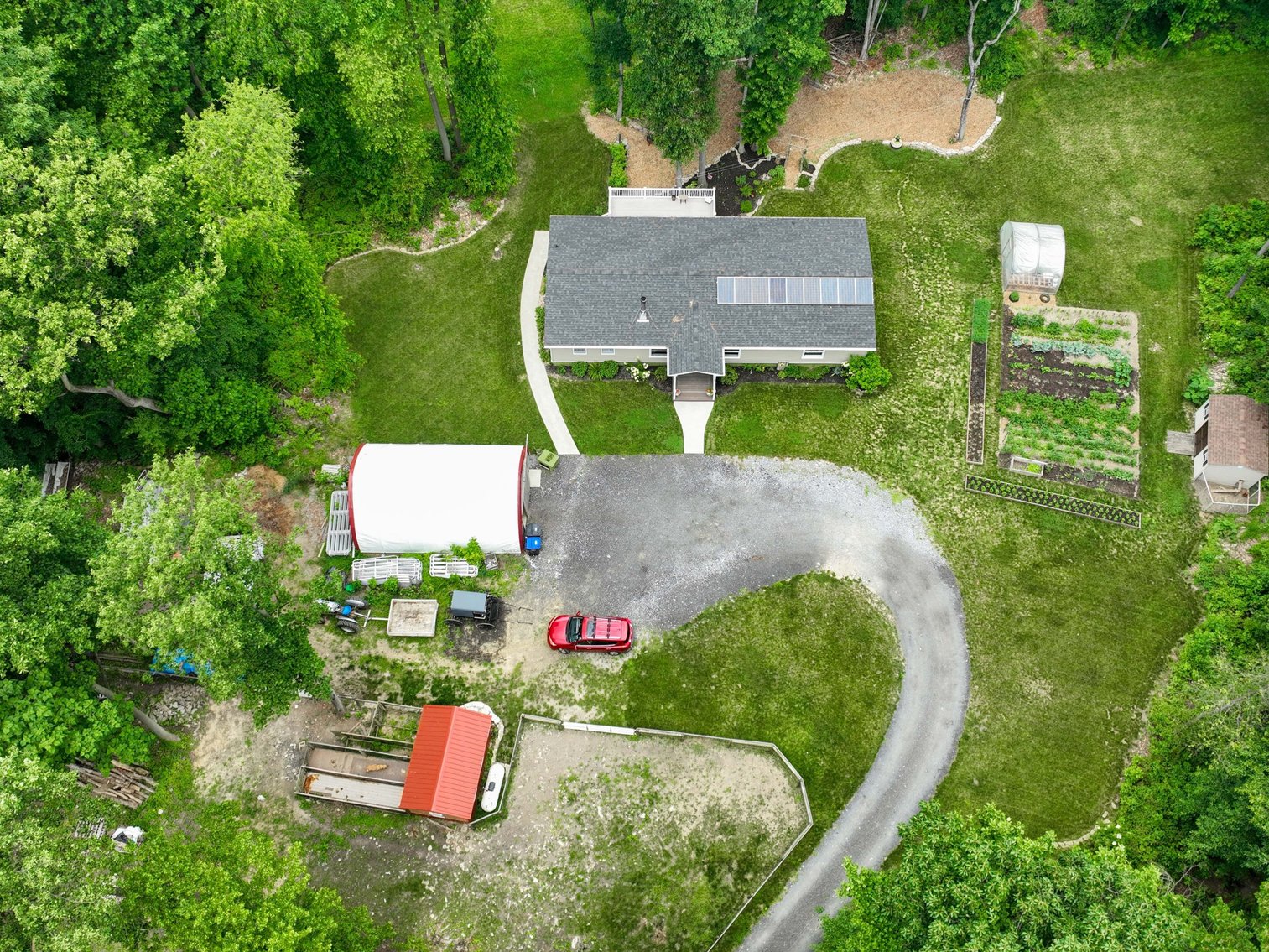 Image for Real Estate Auction For Johnny Lee & Kathryn Riehl