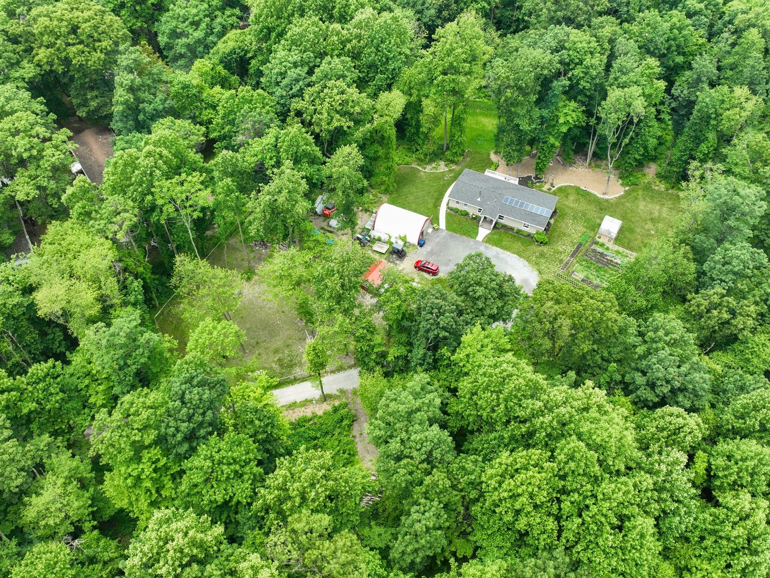 Image for Real Estate Auction For Johnny Lee & Kathryn Riehl