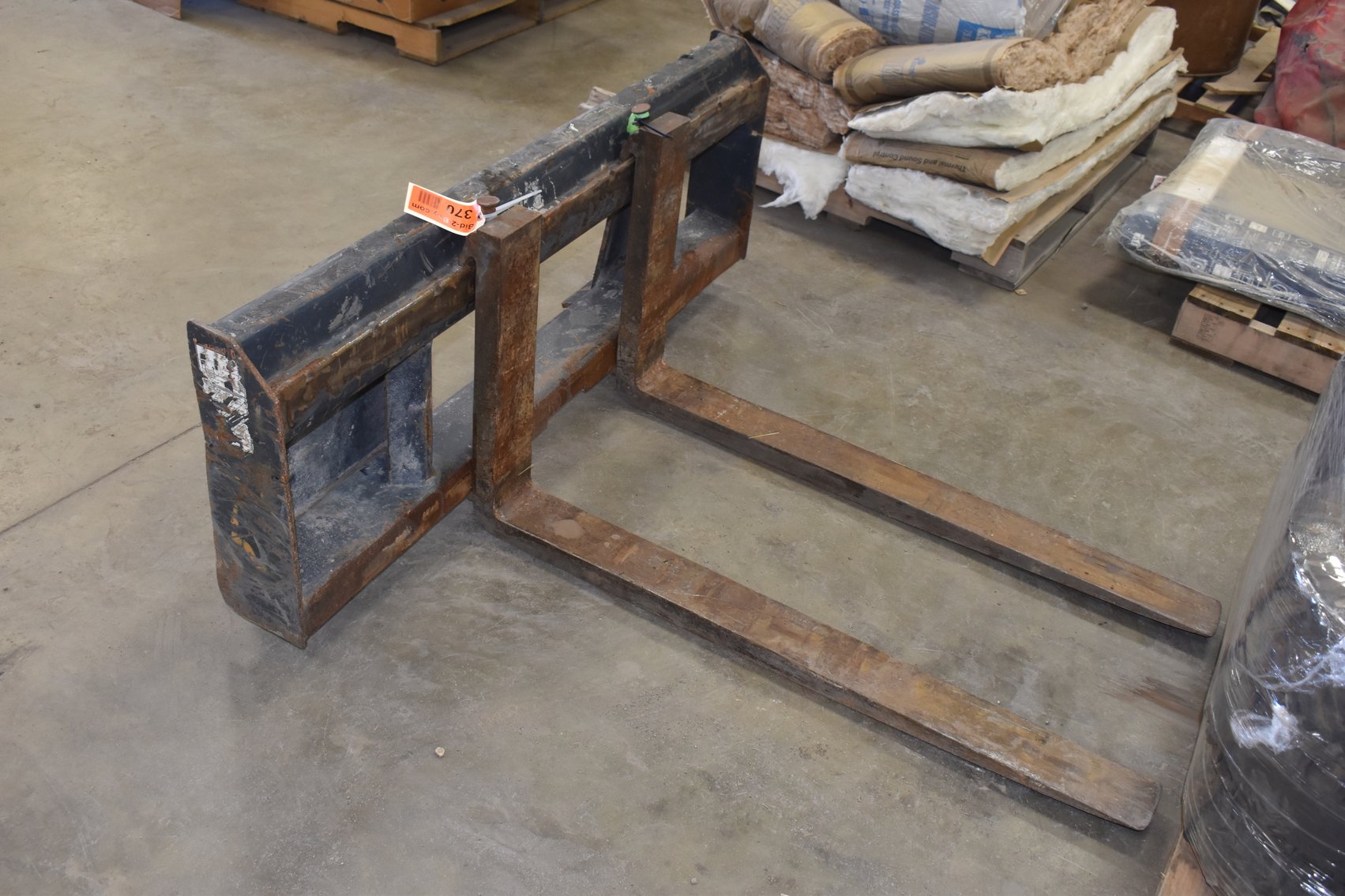 Hog Barn Slats & Construction Equipment