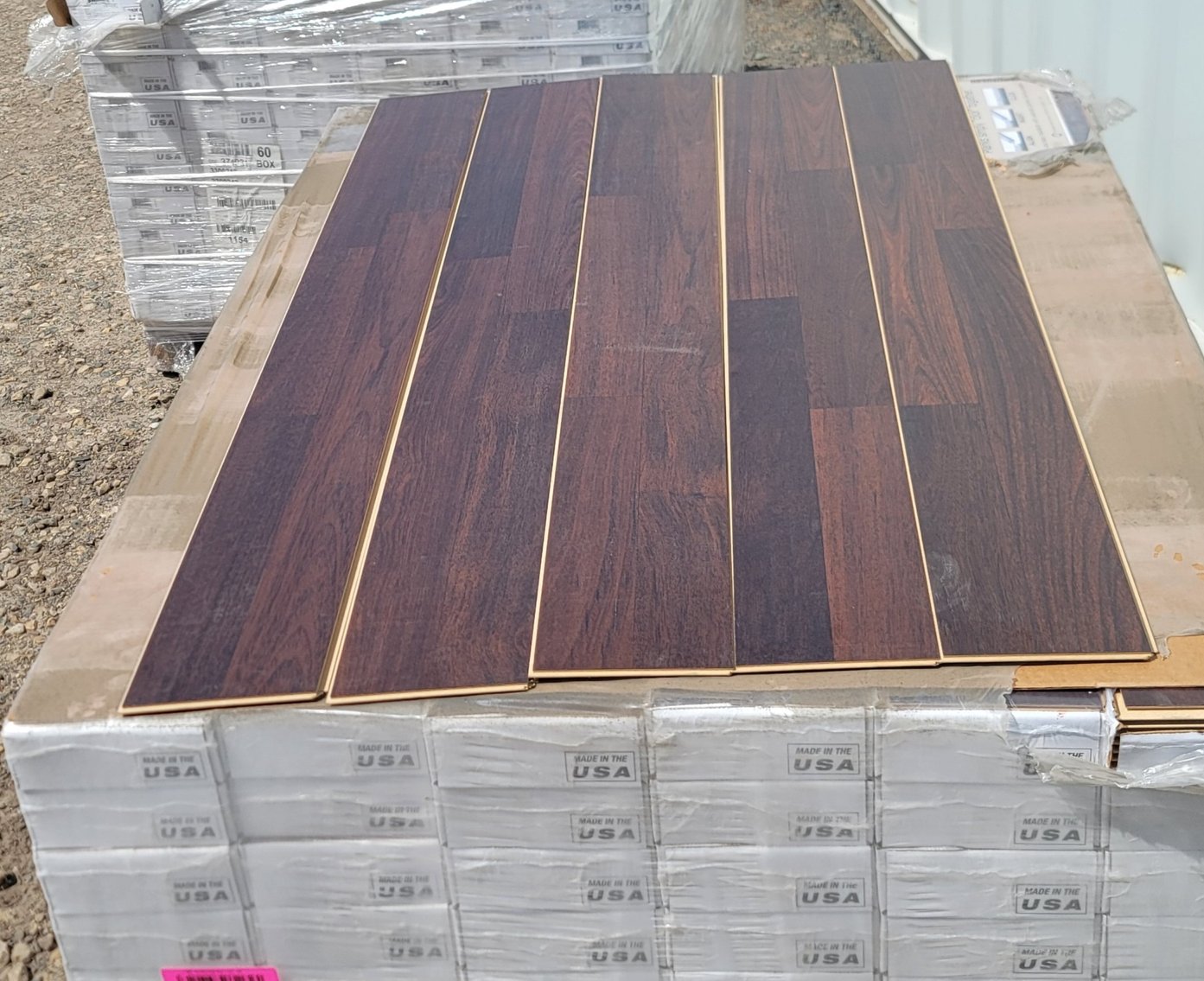 New Waterproof Vinyl & Laminate Snap Together Flooring (119421)