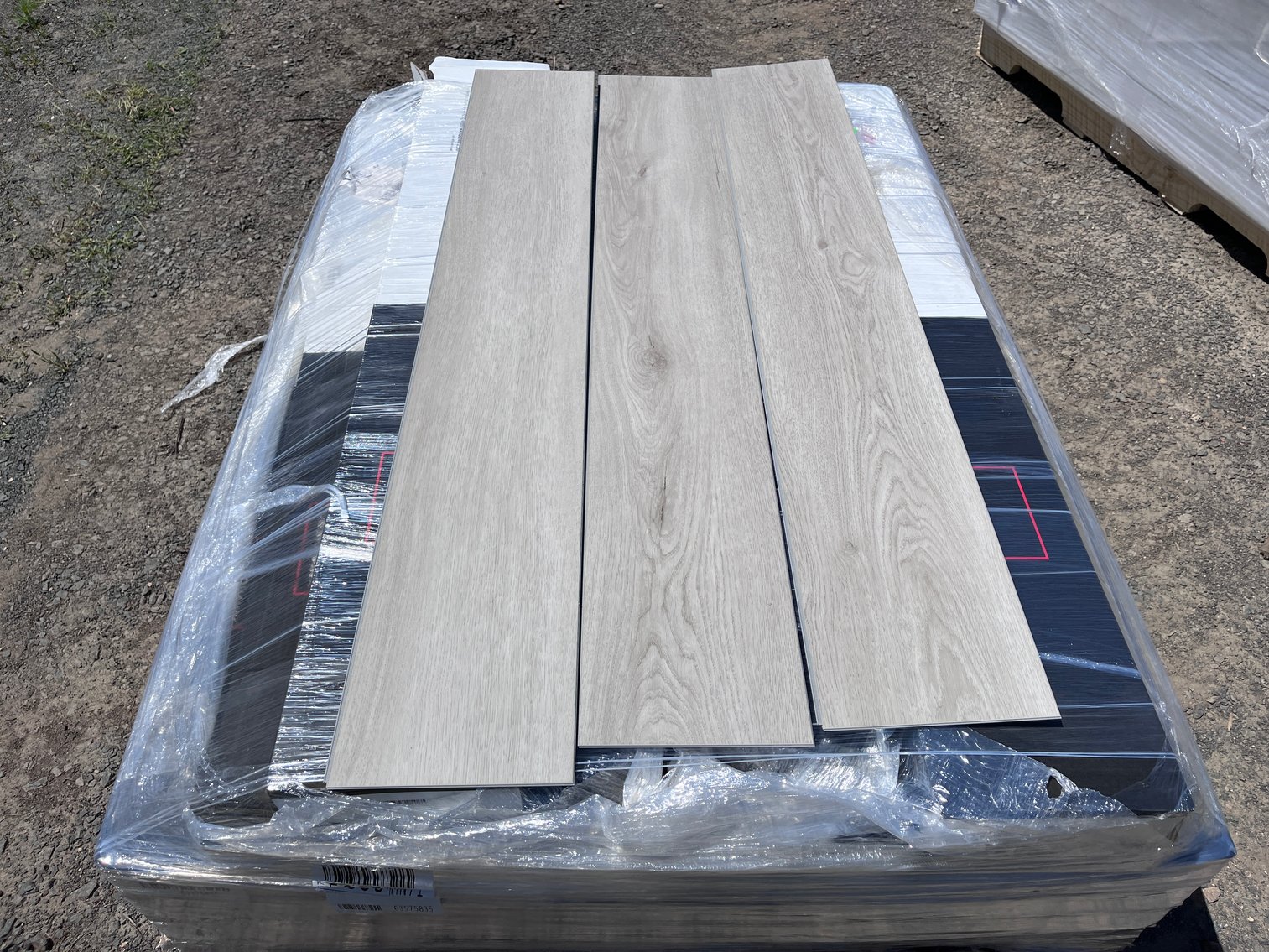 Waterproof Vinyl & Laminate Snap Together Flooring (122366)