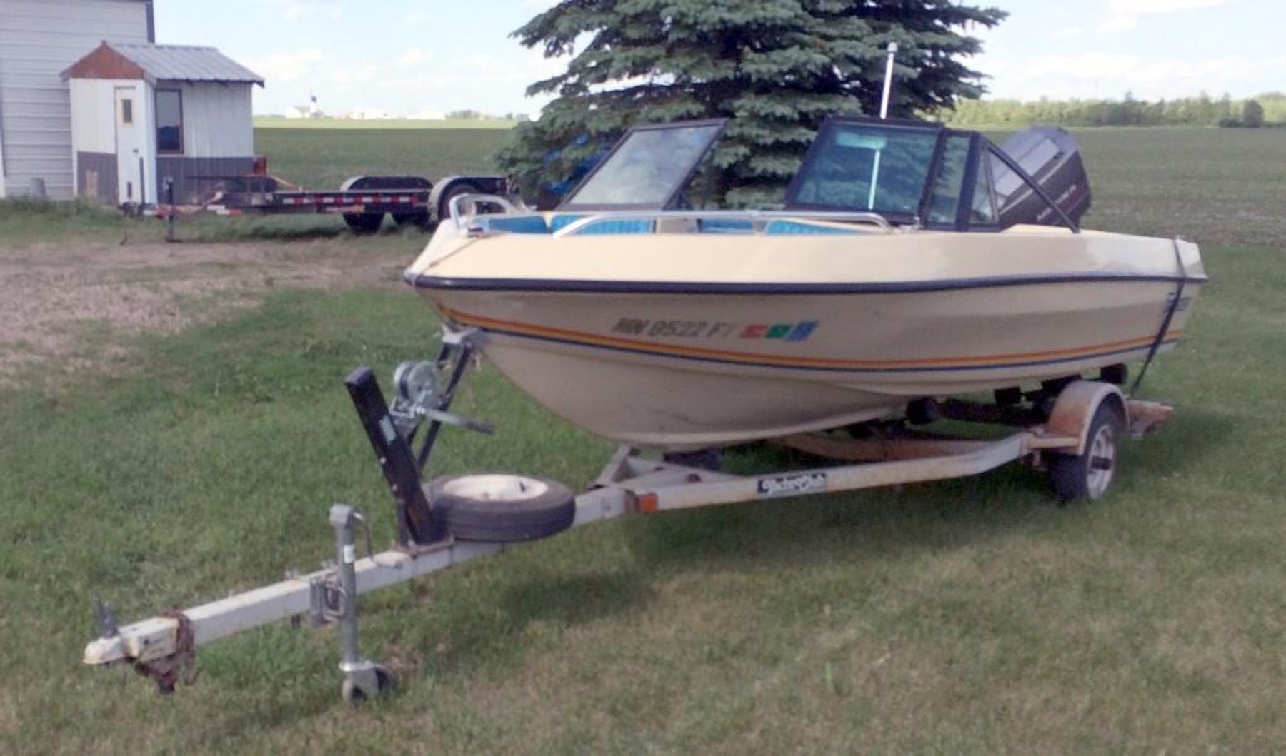 Tractors - Trailers - Campers - Lawn & Garden