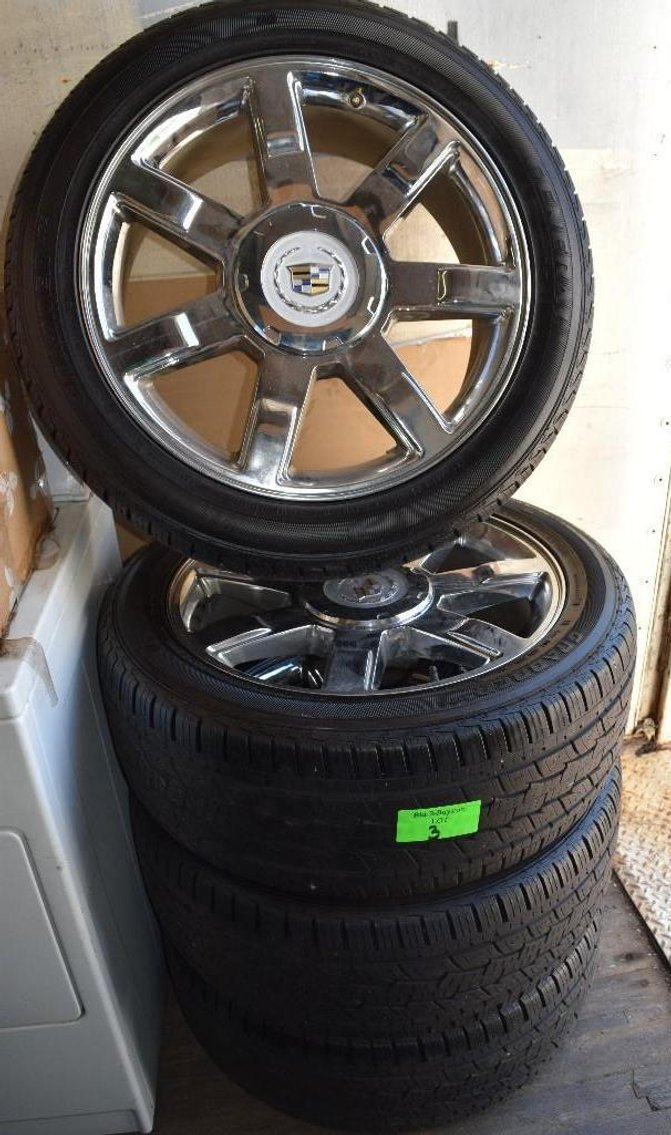 Fish Houses - Vehicles - Equipment