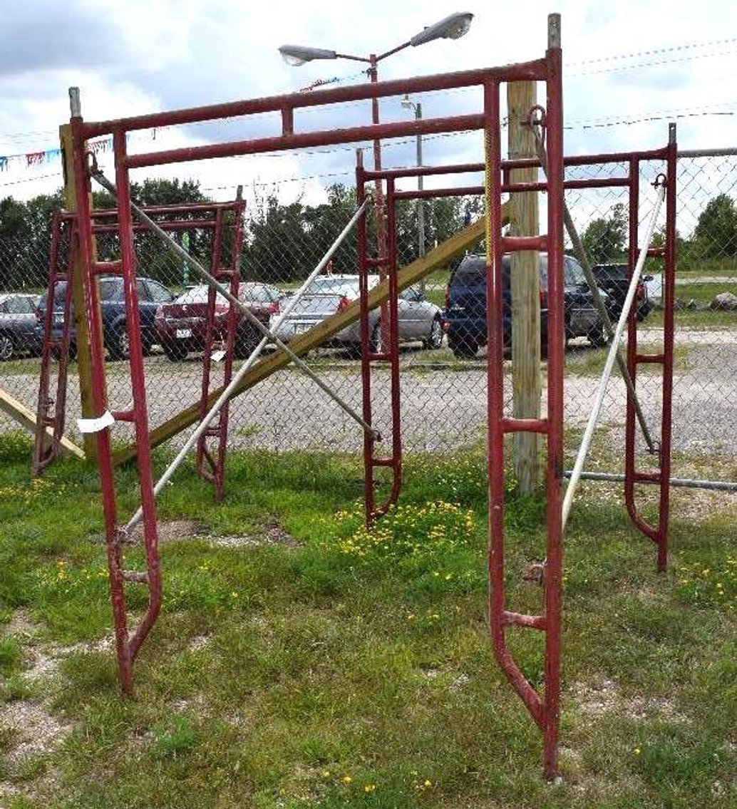 Masonry Equipment - Skid Loader - Lull - Grain Trailer - Campers