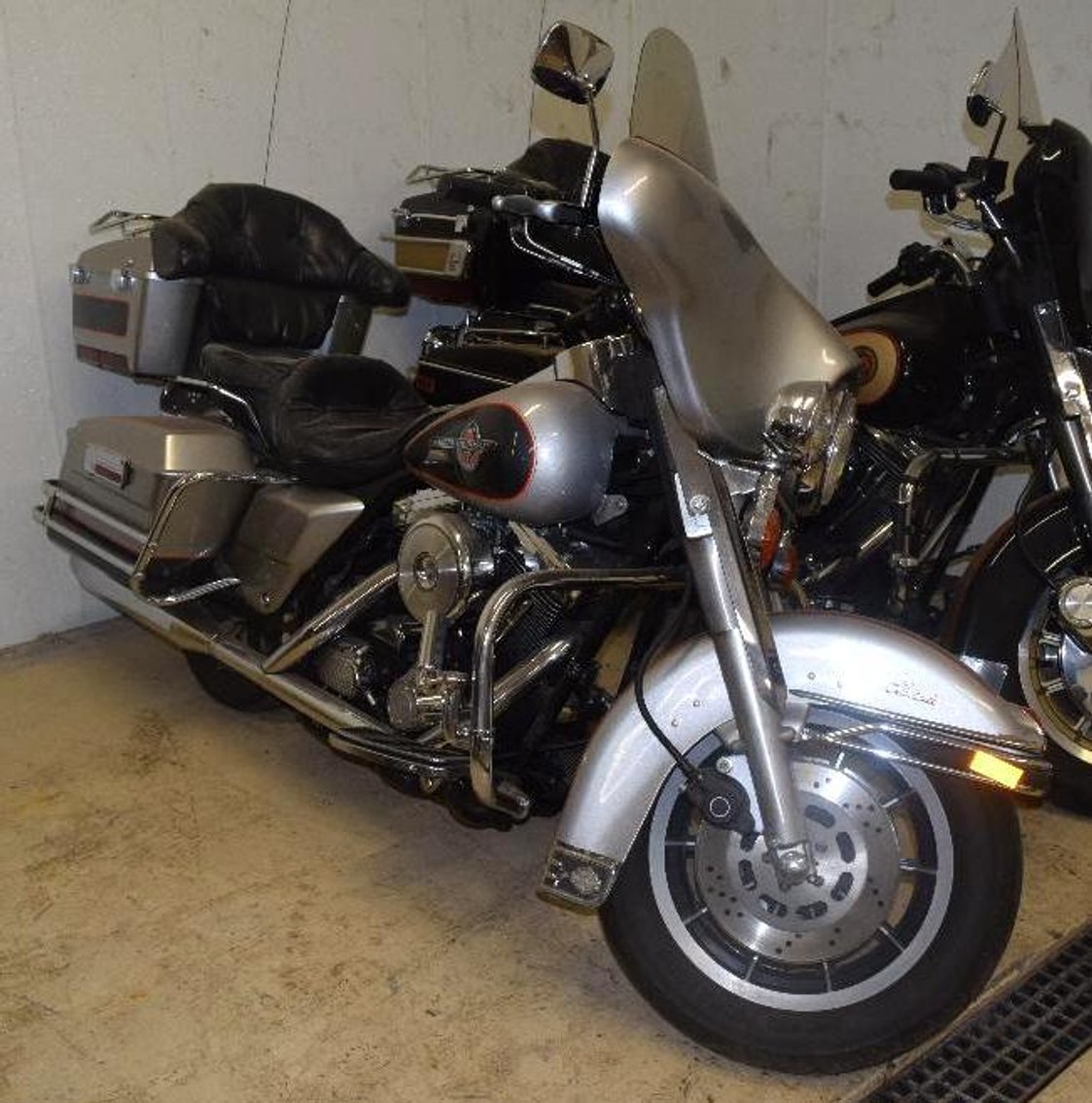 Tractors, Construction and Farm Equipment