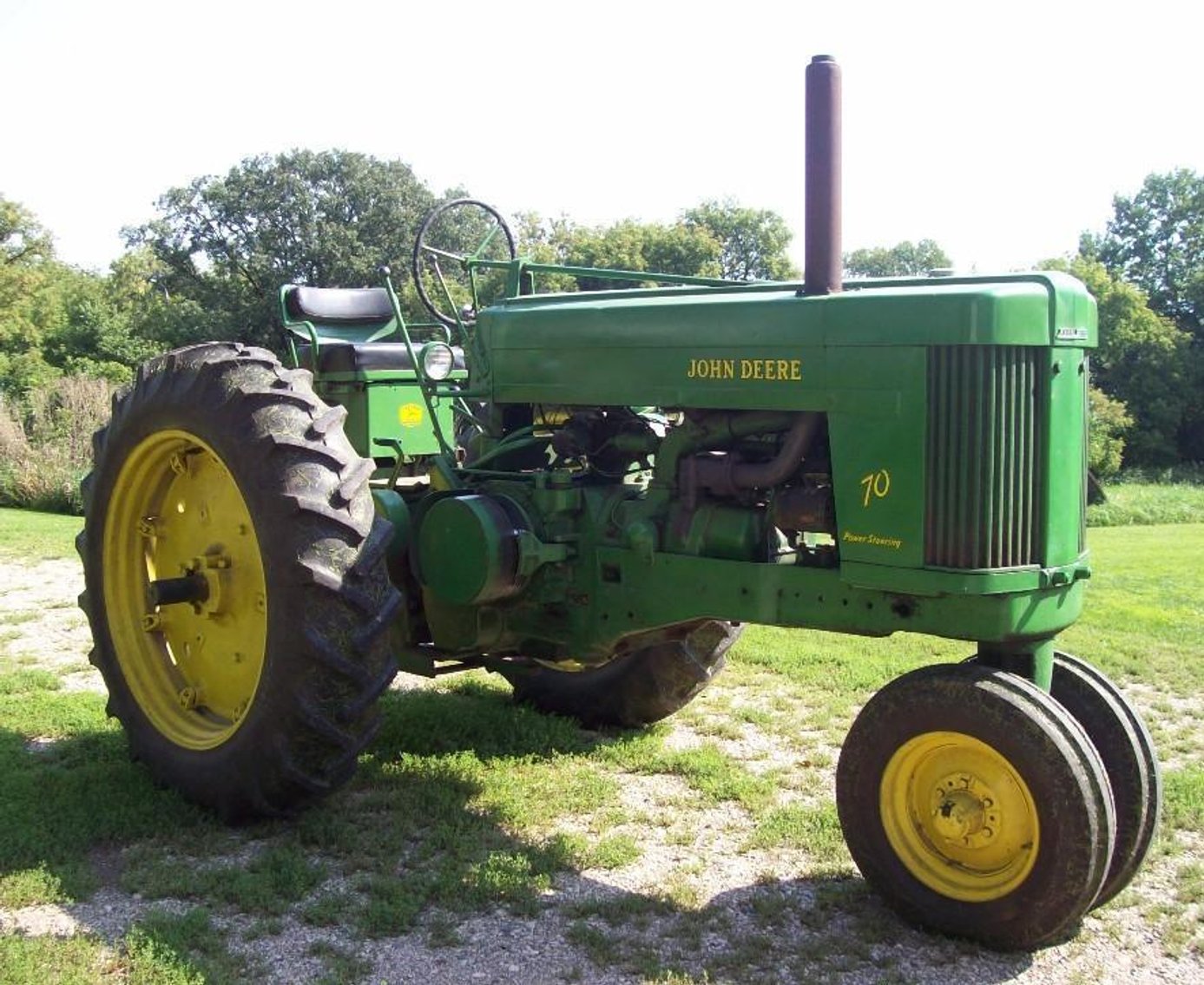 Exceptionally Clean Farm Machinery Auction