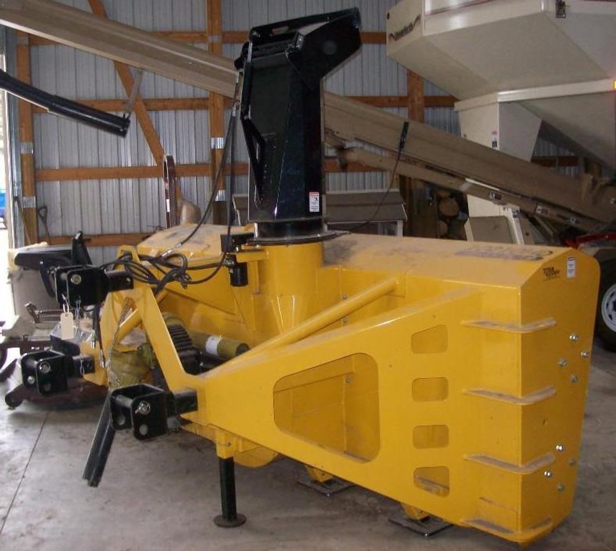 2014 HitchDoc Snowblower - IH Farmall 706 - Stalk Chopper - Hubs & Duals- (2) Bin Fans