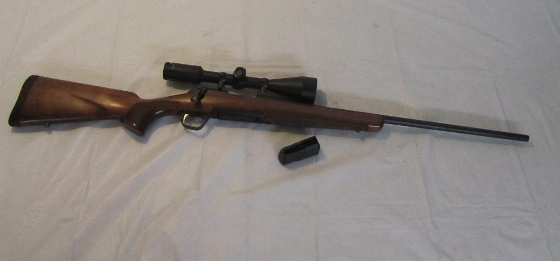 Ideal Corners May Consignment Auction