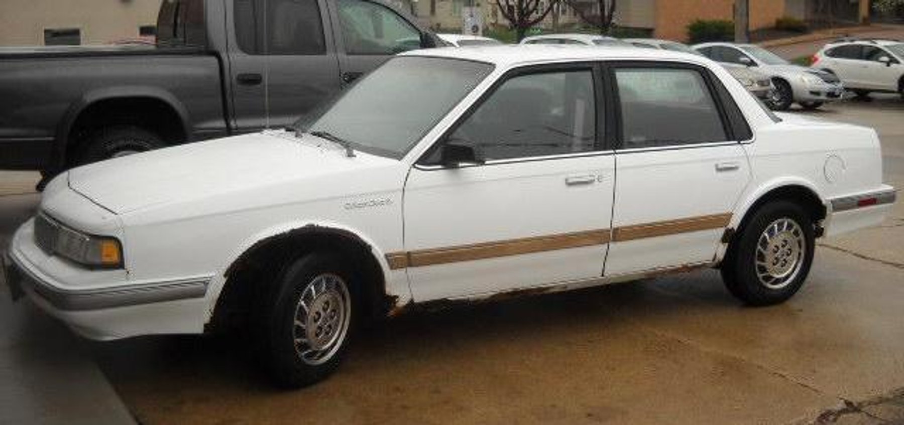 1999 Plymouth Breeze & 1995 Oldsmobile Cutlass Ciera