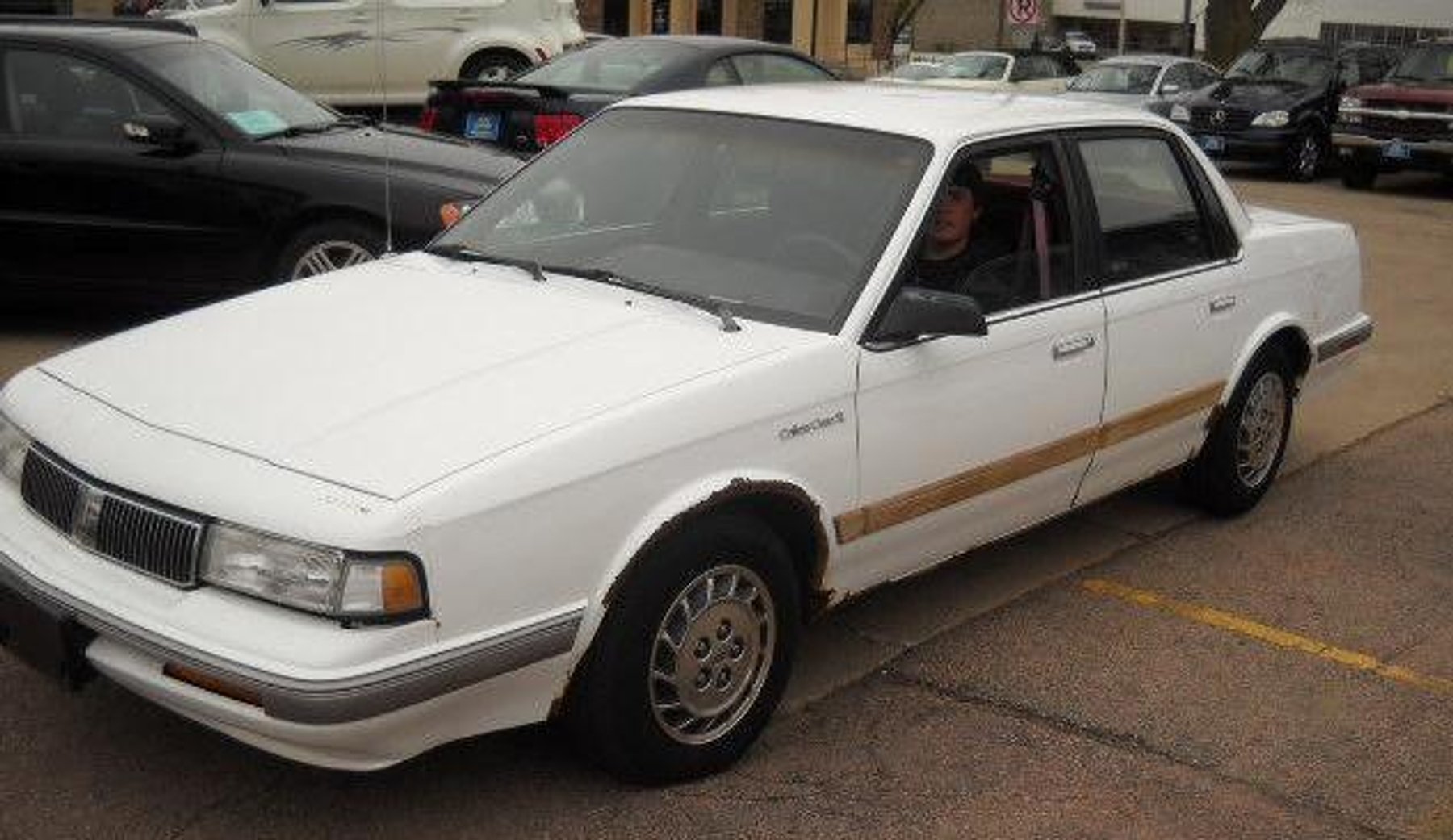 1999 Plymouth Breeze & 1995 Oldsmobile Cutlass Ciera