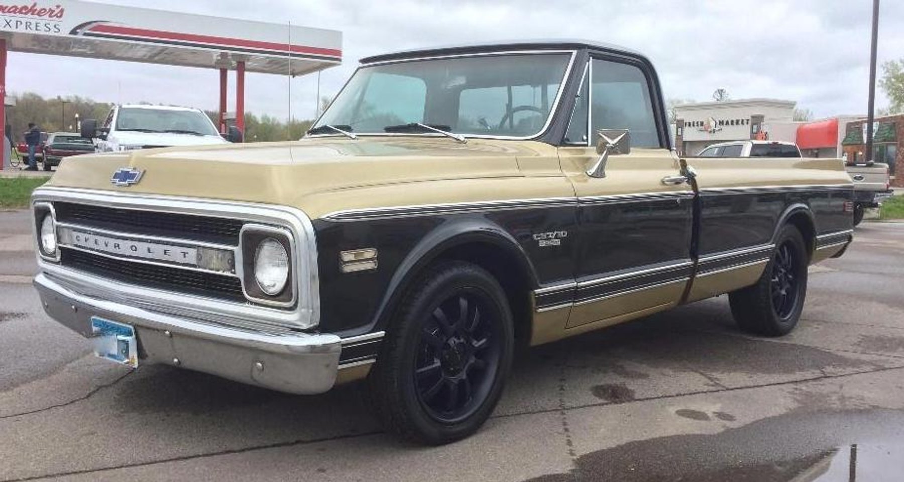 1962 Chevrolet Bel Air - 1997 Harley Davidson Softail Custom - 1970 Chevy 