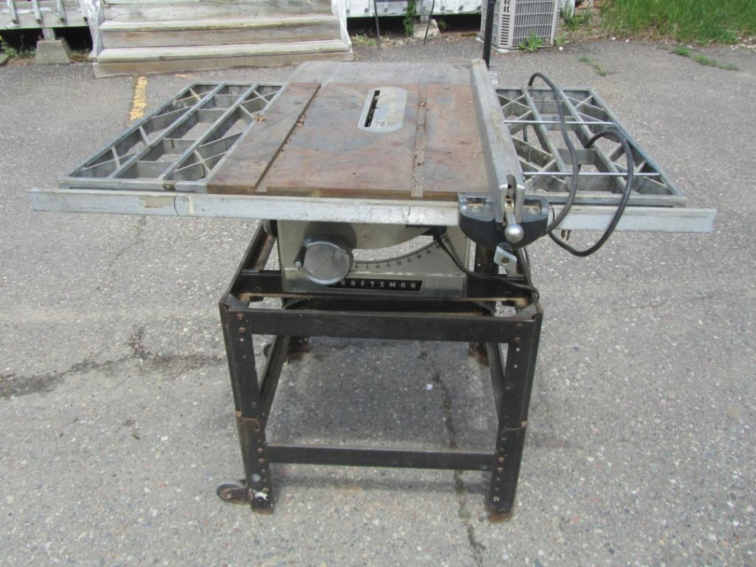 Ideal Corners July Consignment Auction