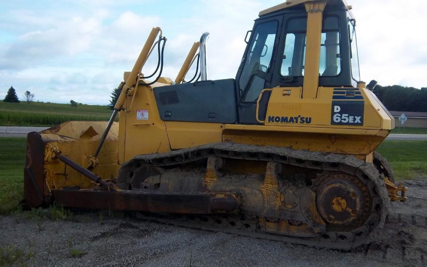 Construction Equipment: 2006 Trail King Detach, 320L Excavator, 2009 Freightliner, Komatsu Dozer, 2004 Backhoe
