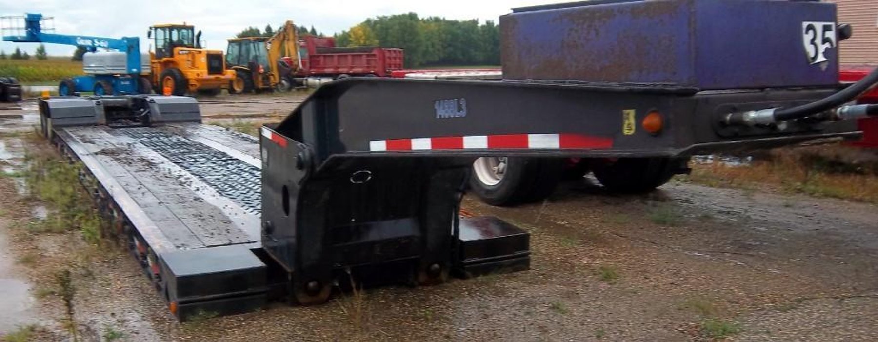 Construction Equipment: 2006 Trail King Detach, 320L Excavator, 2009 Freightliner, Komatsu Dozer, 2004 Backhoe