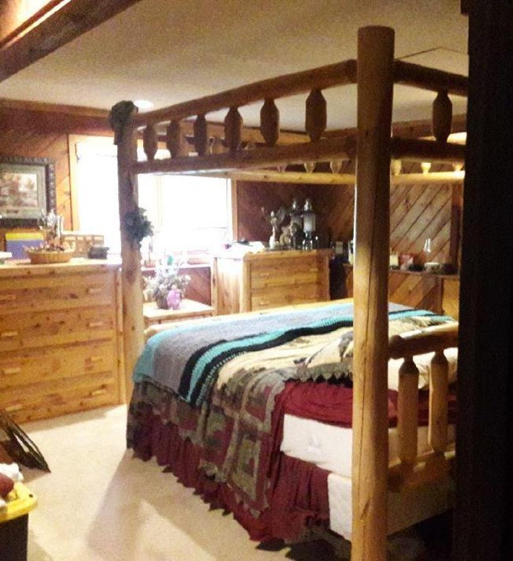 Retirement Machine Shop Equipment, Tools, Hunting and Sporting Goods