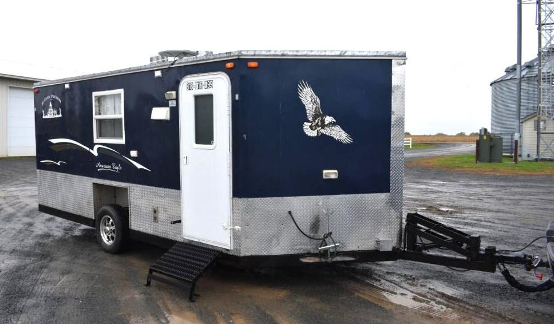 2011 Ice Castle 16' V American Eagle Drop Down Hydraulic Fish House