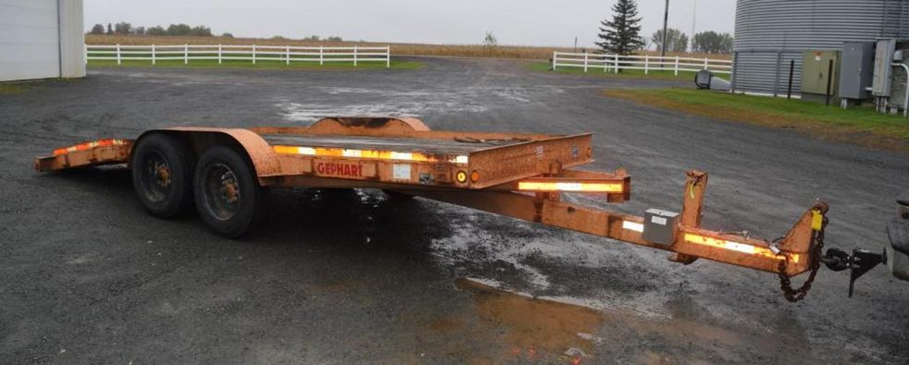 Case 660 4-Wheel Steer Trencher & 1998 Butler Trailer