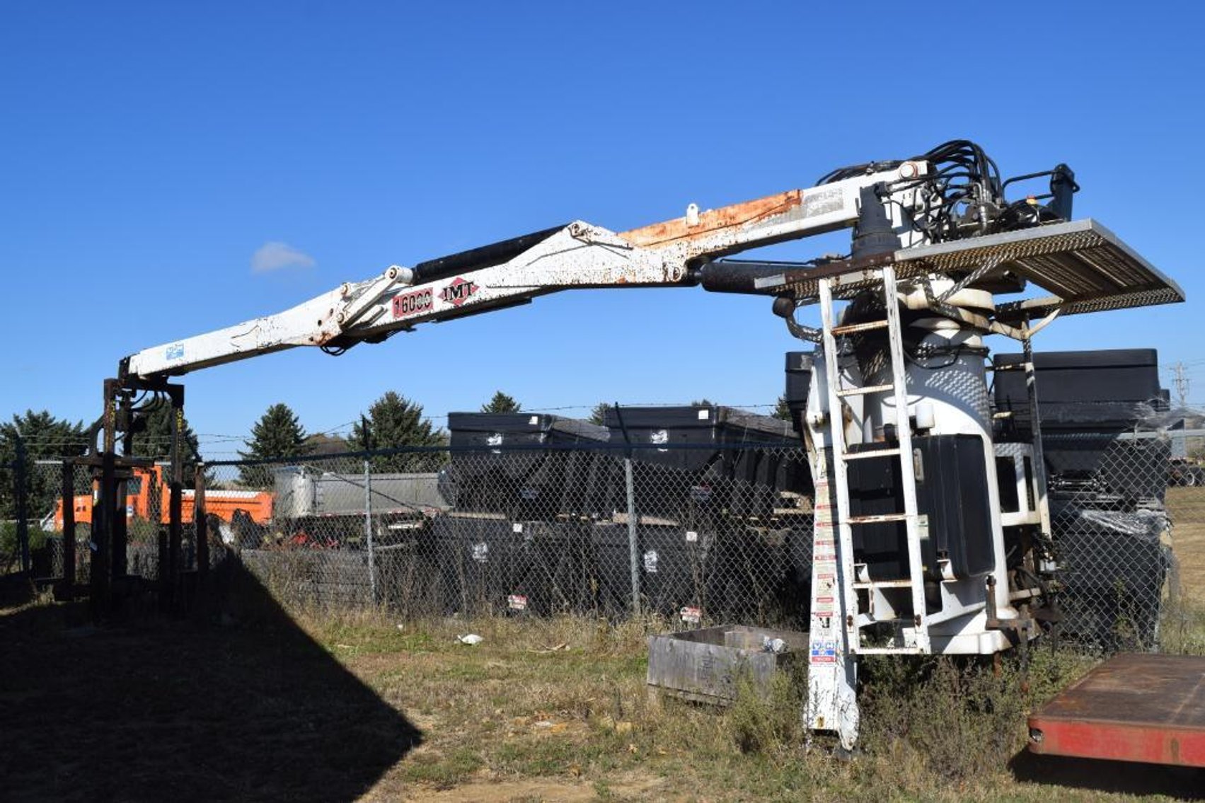 Crysteel Truck Equipment Surplus