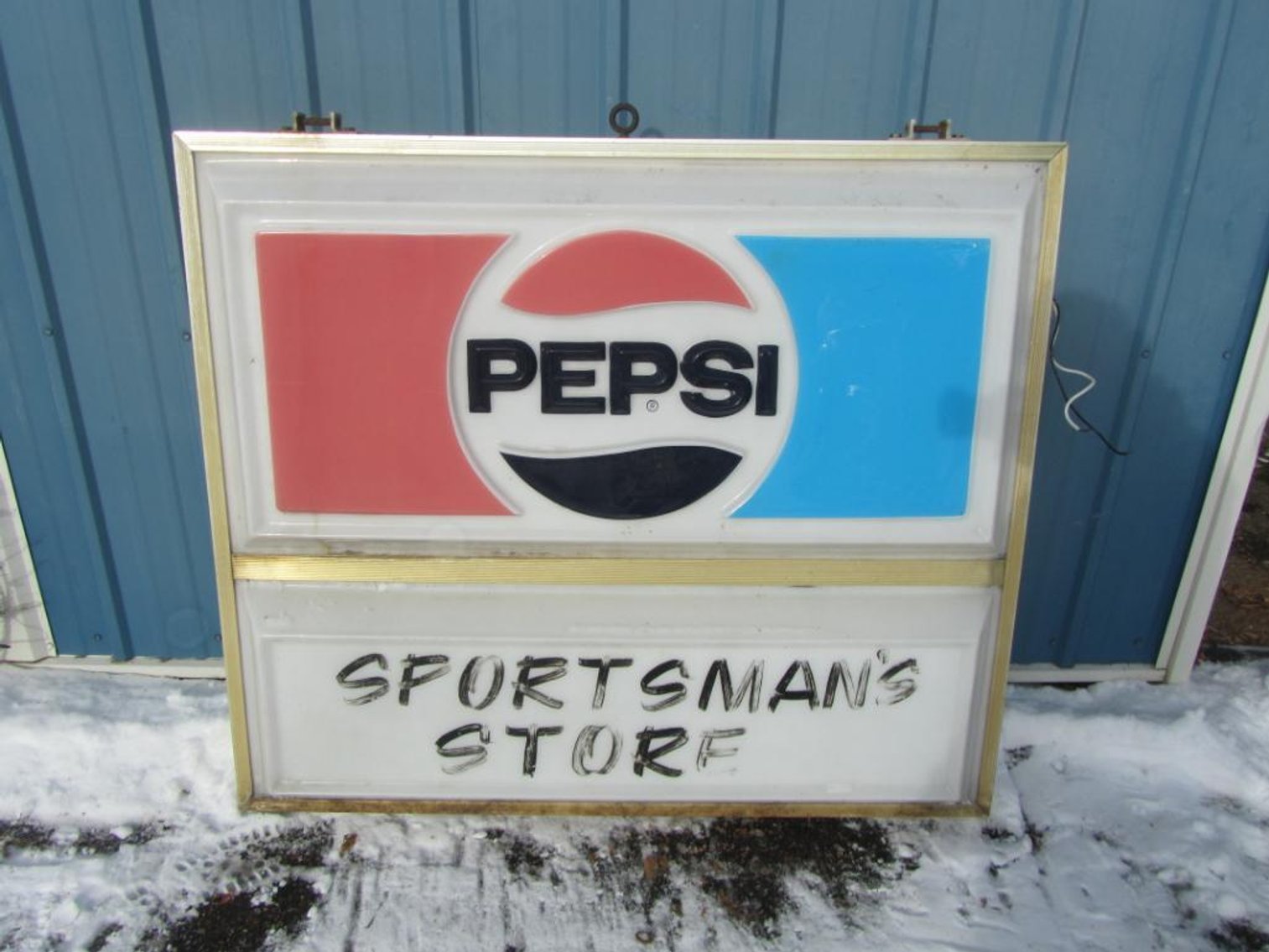 Ideal Corners Early December Consignment Auction