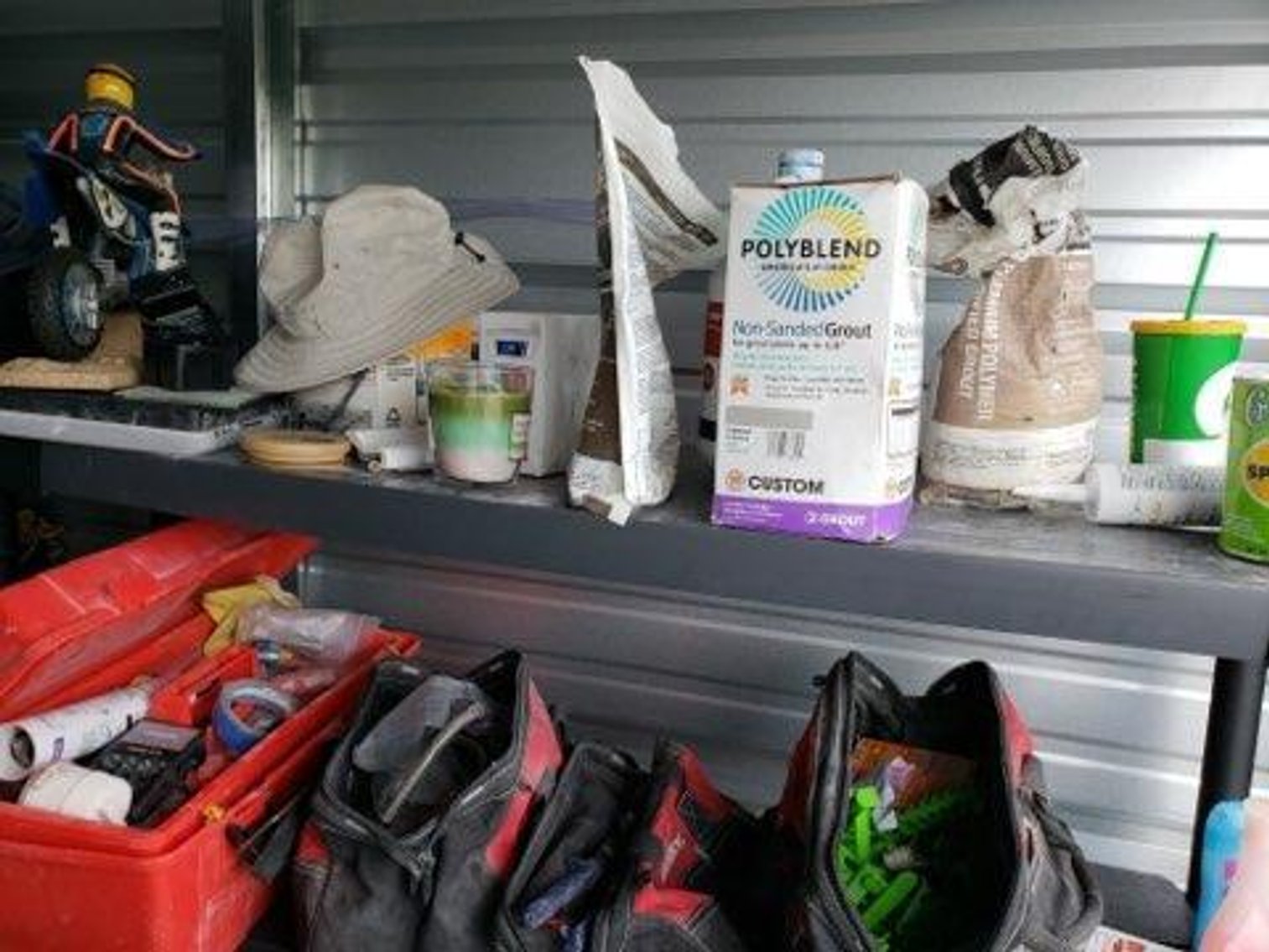 (1) 10X20 Storage Unit