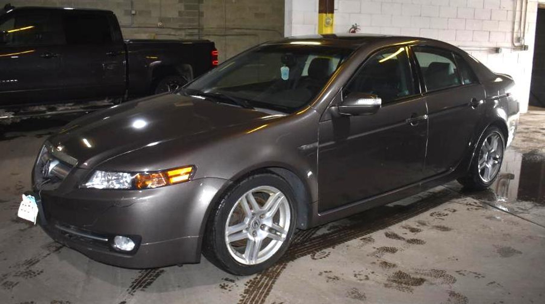 Bobby & Steve's Auto World of Minneapolis Impound Vehicles