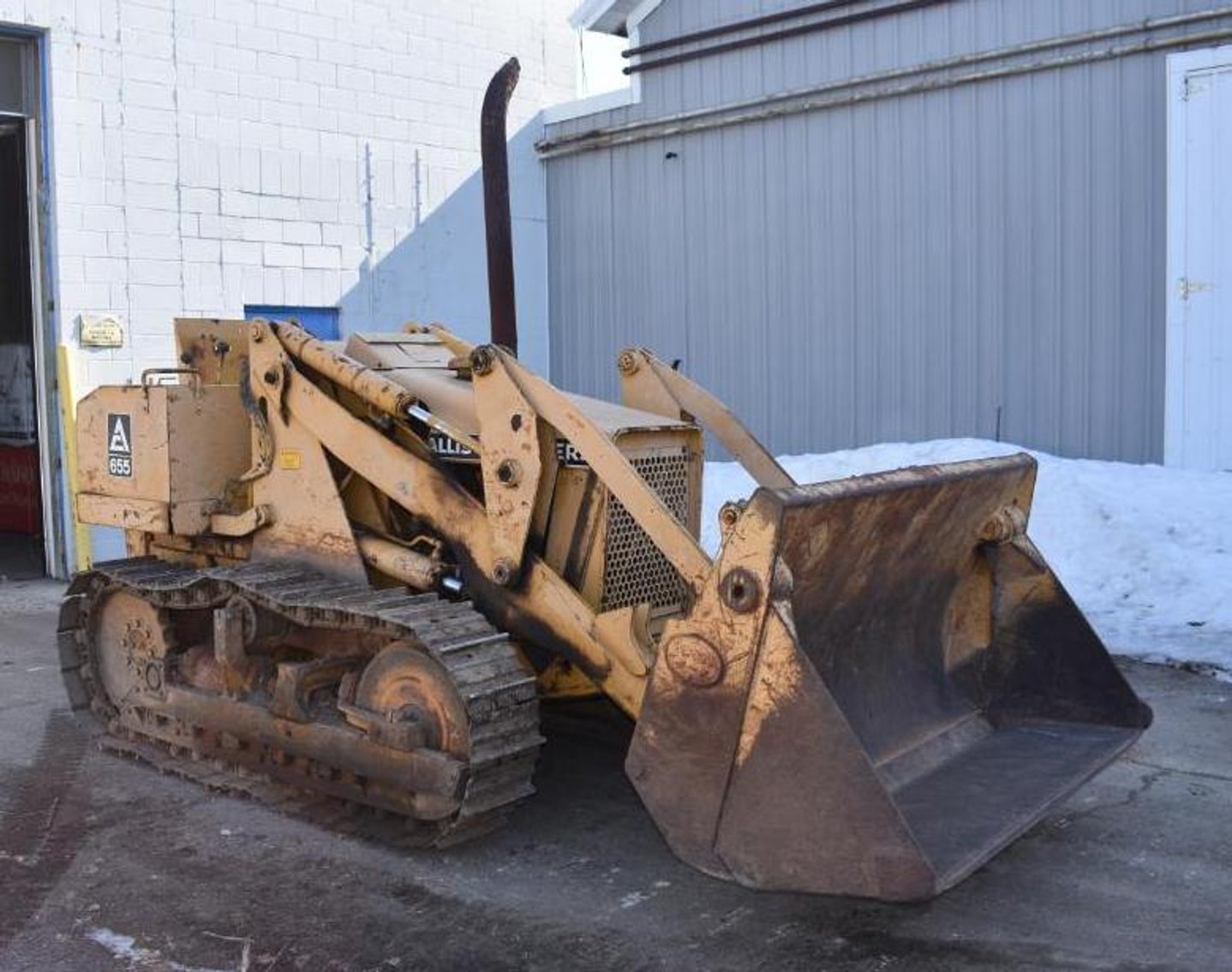 (6) Forklifts, Allis-Chalmers 655 Crawler Loader, Articulating Loader & Forklift Chargers