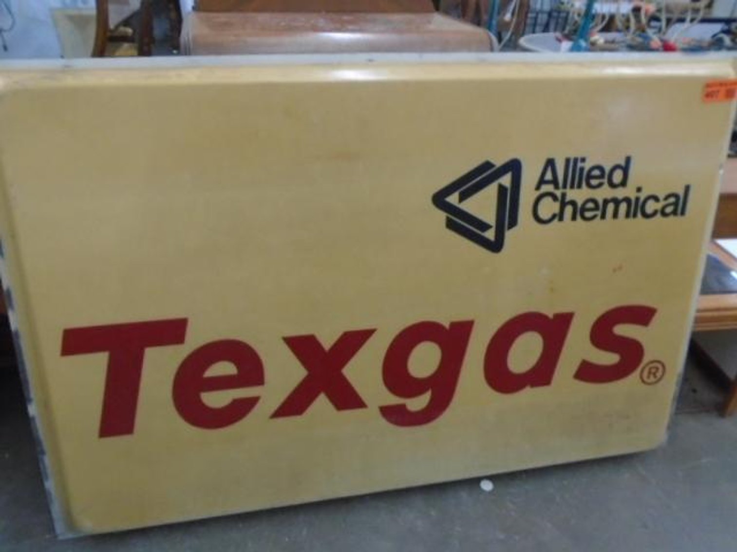 Sauk Rapids Furniture, Collectibles & Tools