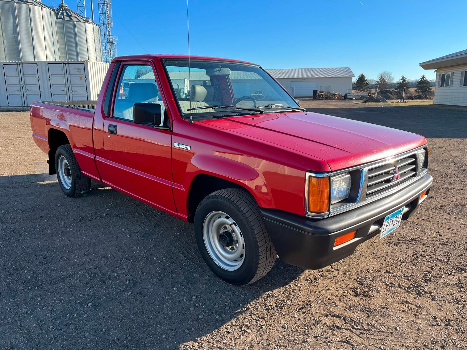 1995 Mitsubishi Mighty Max Pickup