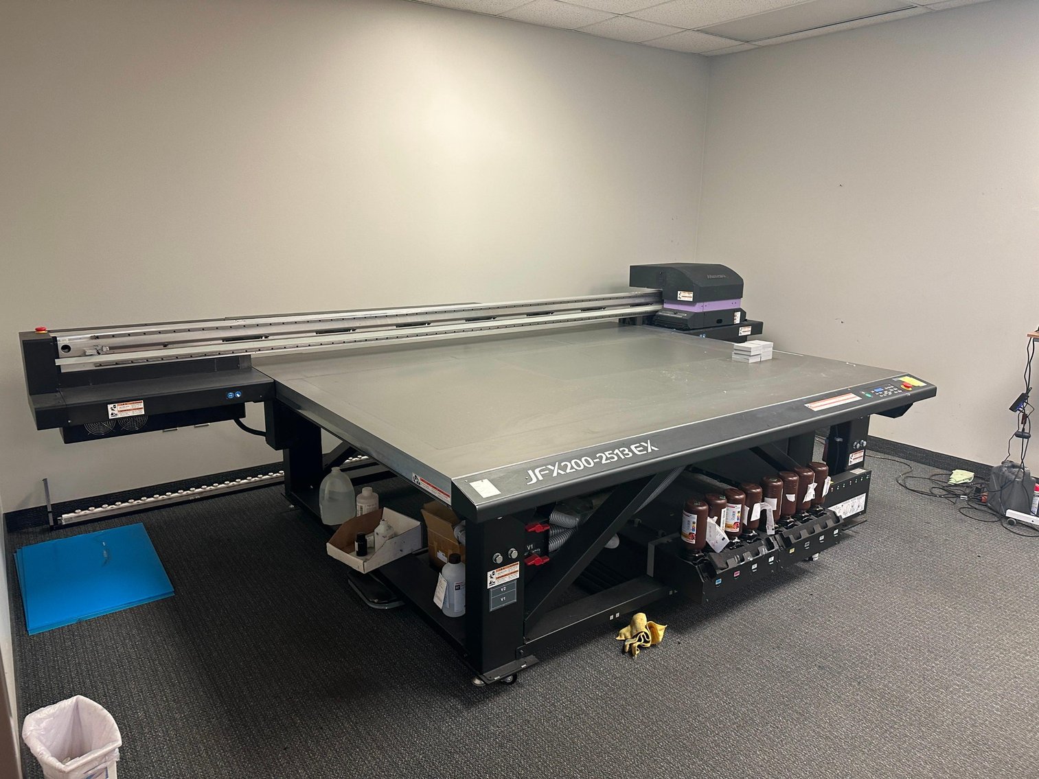 2019 Mimaki JFX 200-2513EX Large Format Flatbed Printer