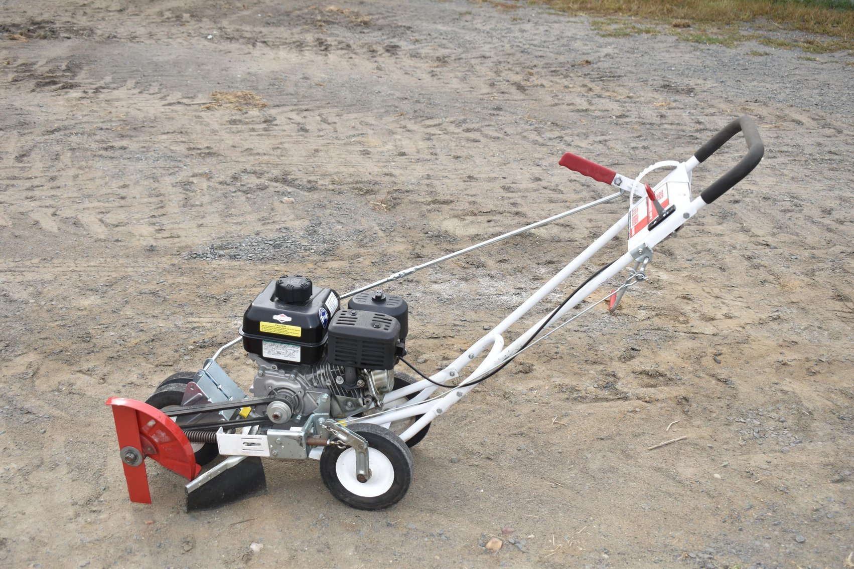 2004 Dressen 16' Flatbed, 5th Wheel Hitch & Lawn Care