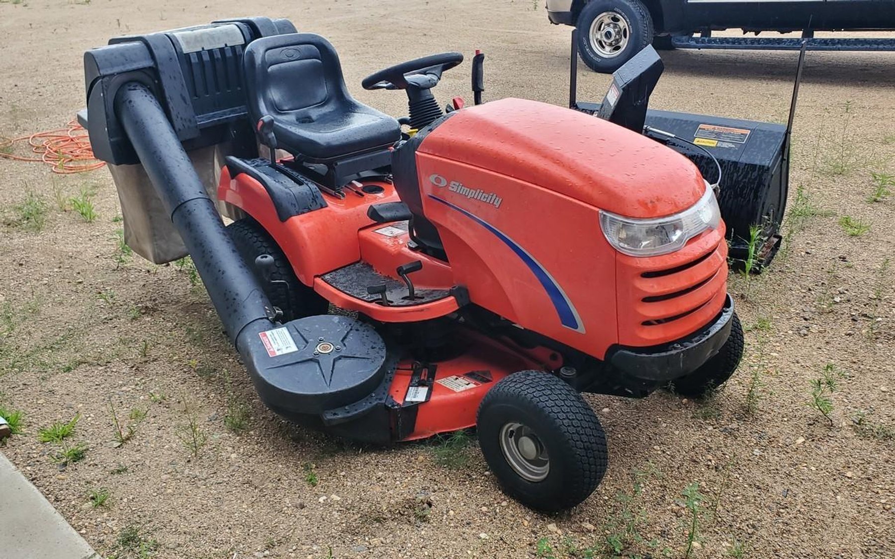 AlexAuction Estate: Shop & Sport Equipment Liquidation