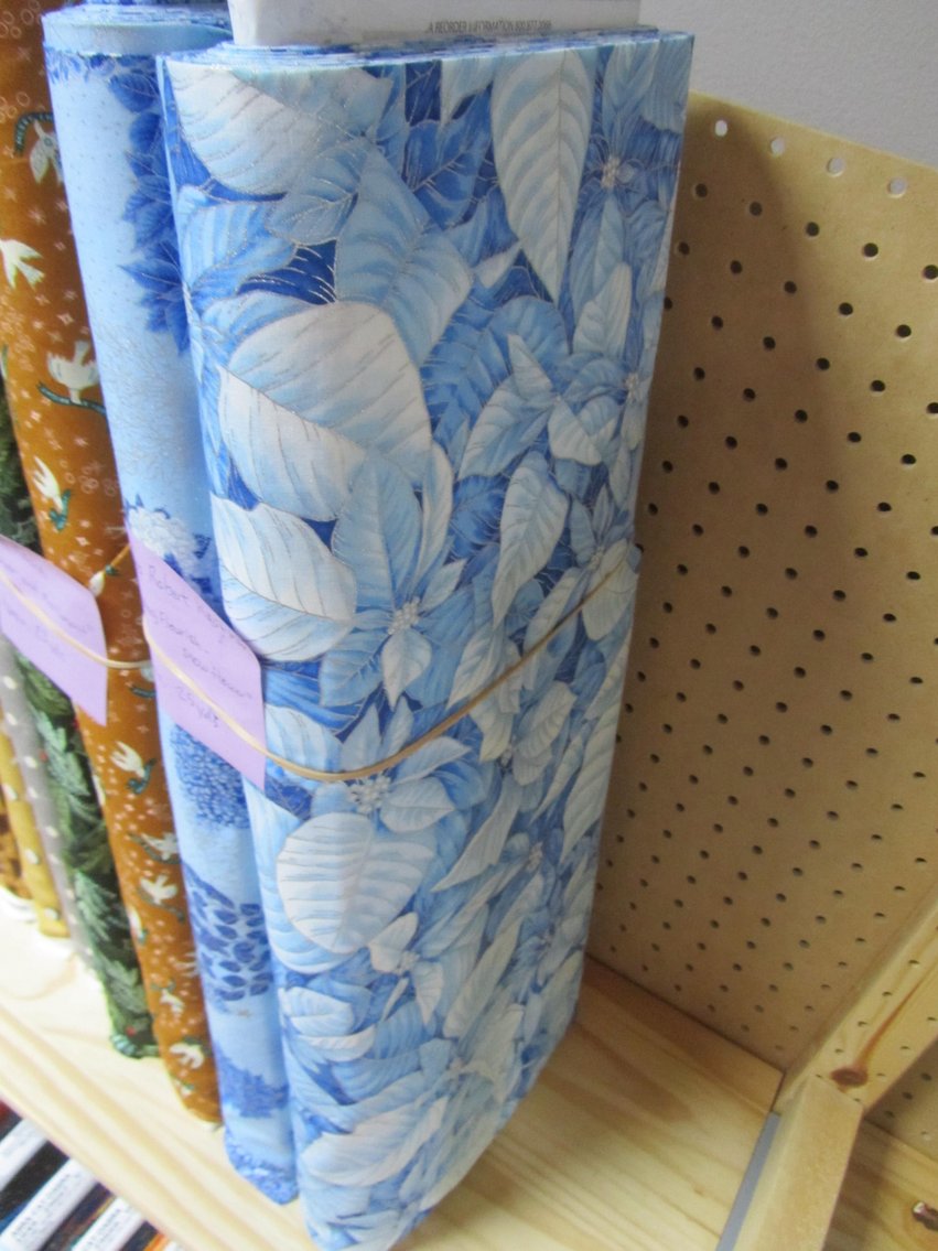 Green Owl Gallery & Painted Turtle Quilt Shop Liquidation Auction, Aitkin, MN