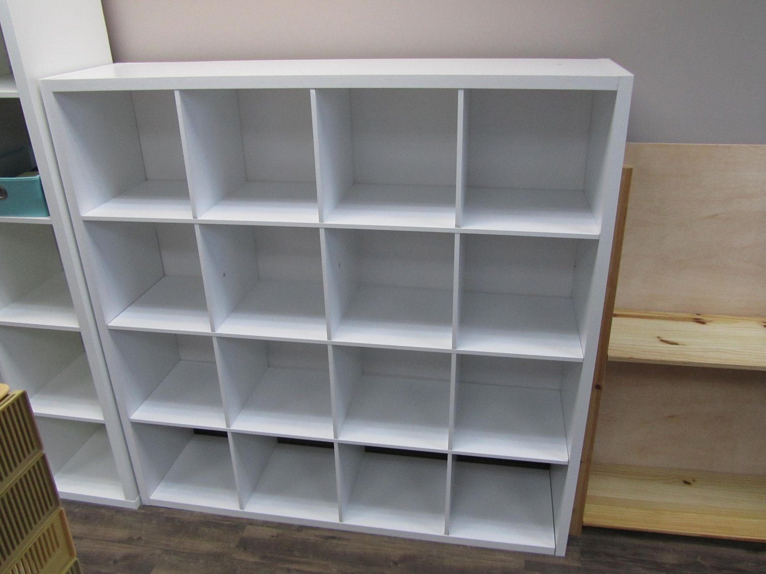 Green Owl Gallery & Painted Turtle Quilt Shop Liquidation Auction, Aitkin, MN