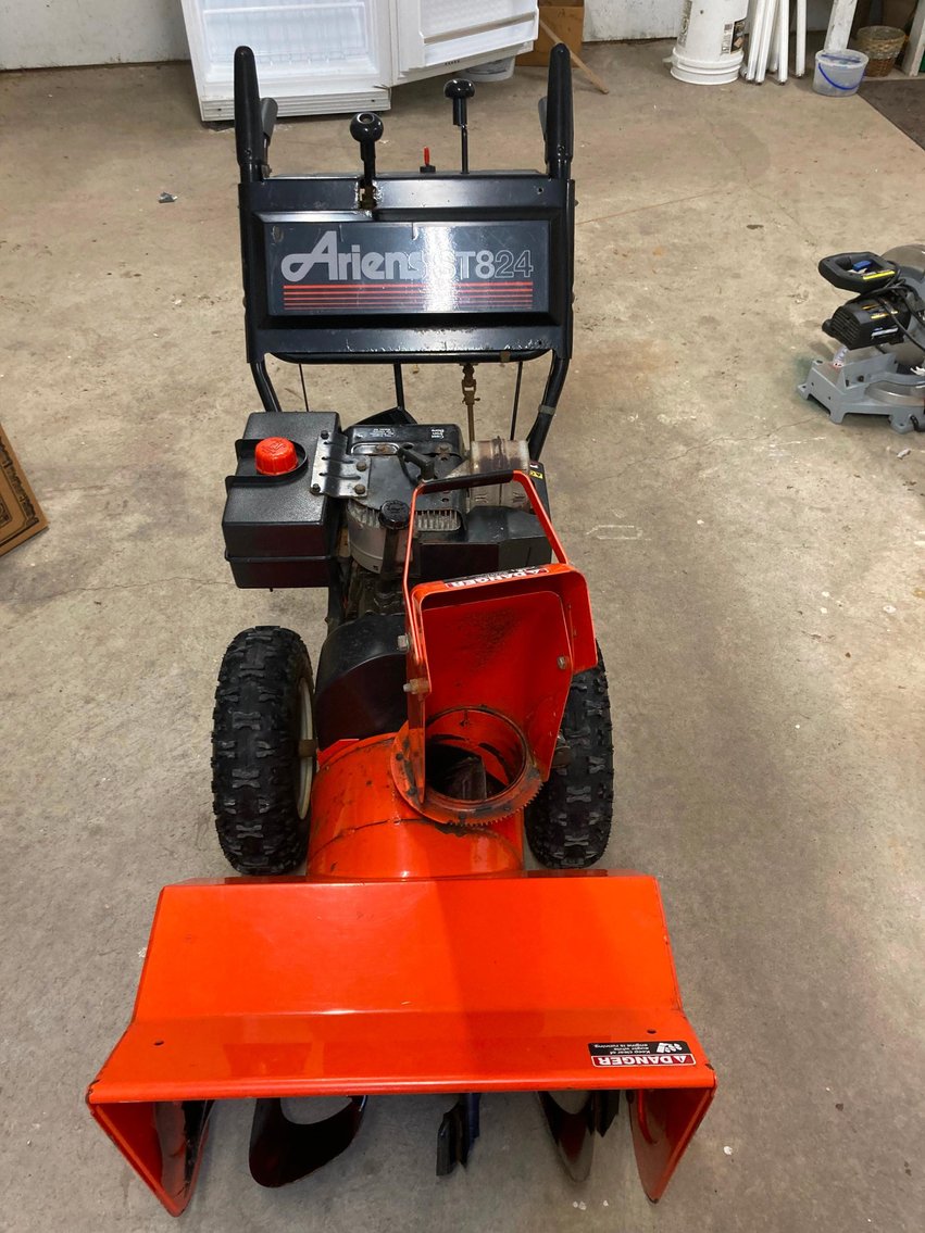 Backus Moving Auction