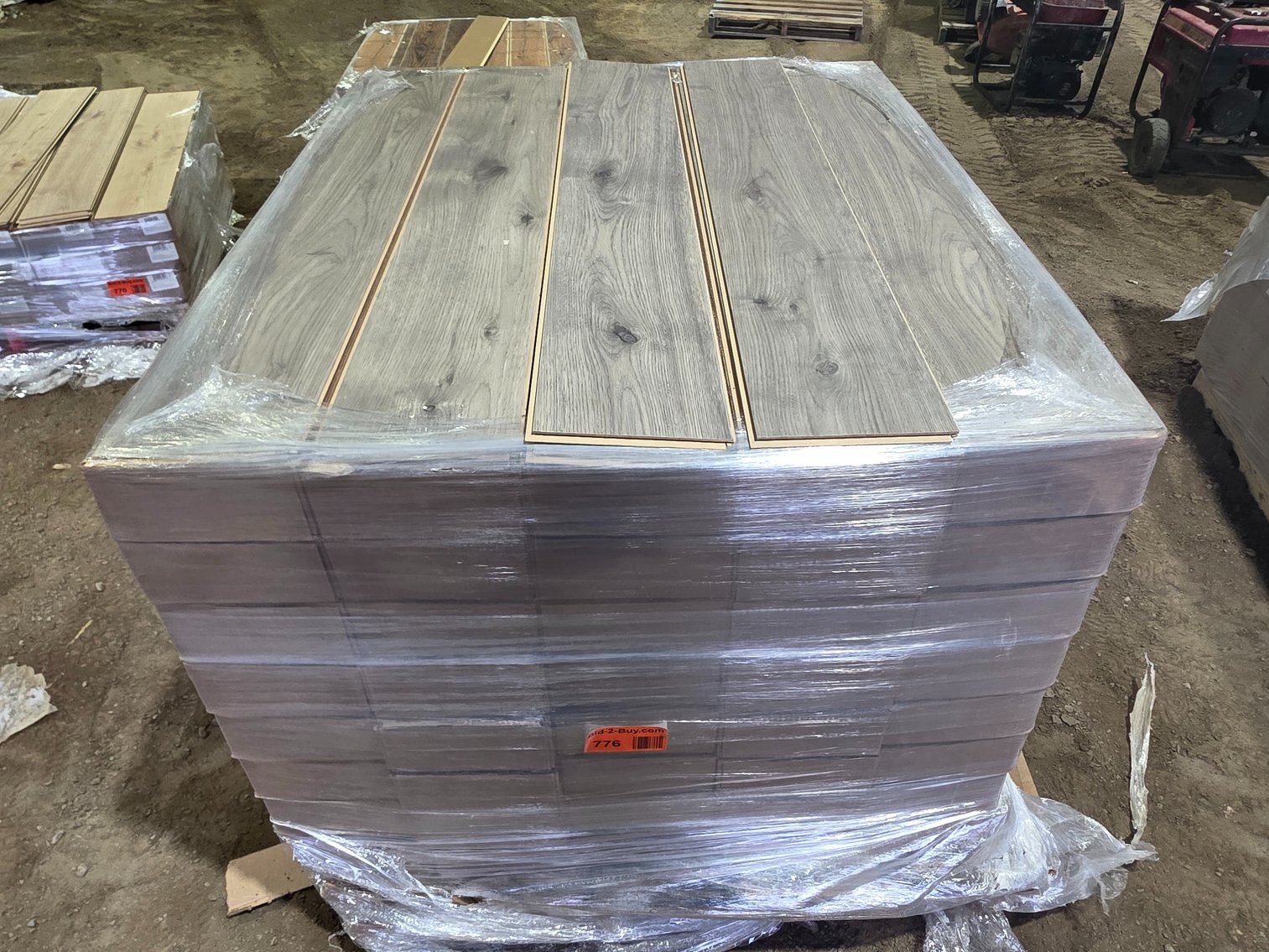 Water Resistant Plank Click Together Flooring (153302)