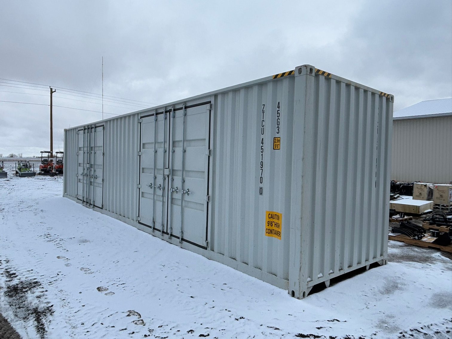 Brand New Mini Excavators (16), Mini Skids (2), Sea Containers & Attachments (155731)