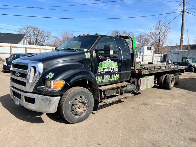 Image for Service Center & Towing Company Auction: Tow Trucks, Snap-On Tools & Shop Equipment