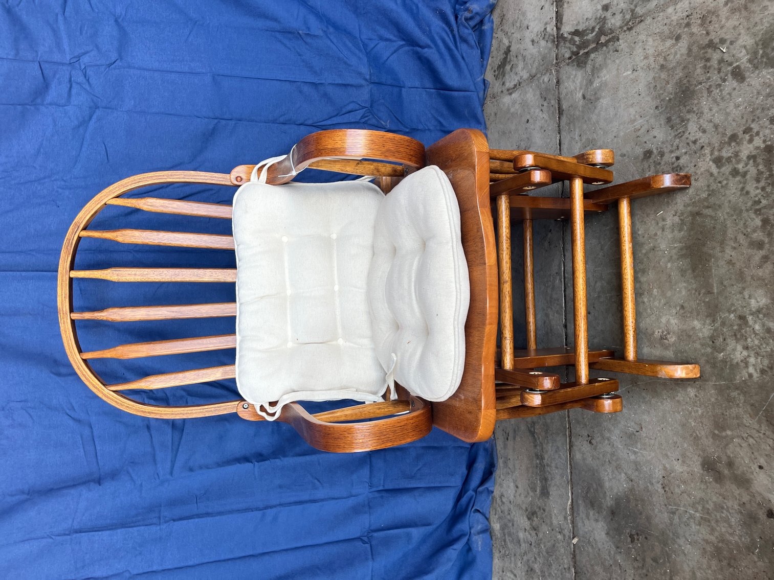 Living Estate Auction: Furniture, Collectible Dolls, Glassware & Décor