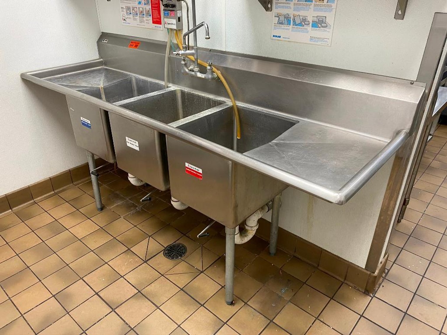 Cafe, Donut and Ice Cream Shop Liquidation