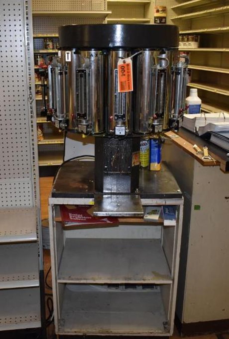 Former Hardware Store Complete Liquidation Phase 1