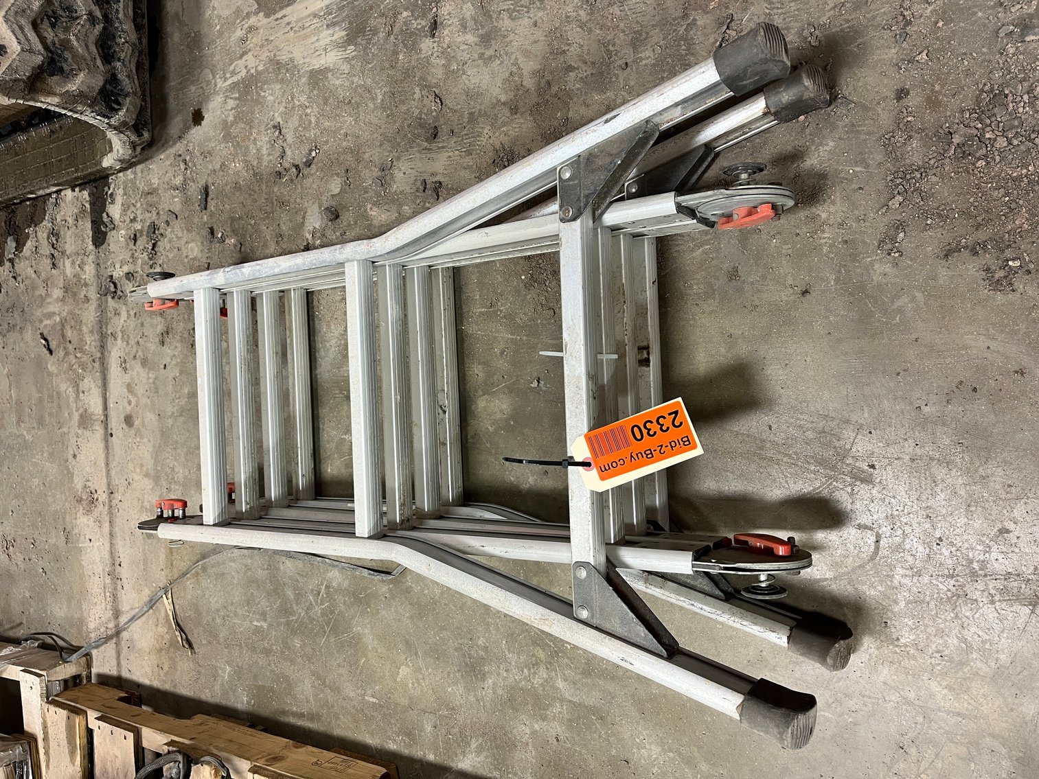 Skid Loader Attachments, Tools, Lumber & Equipment (131789)