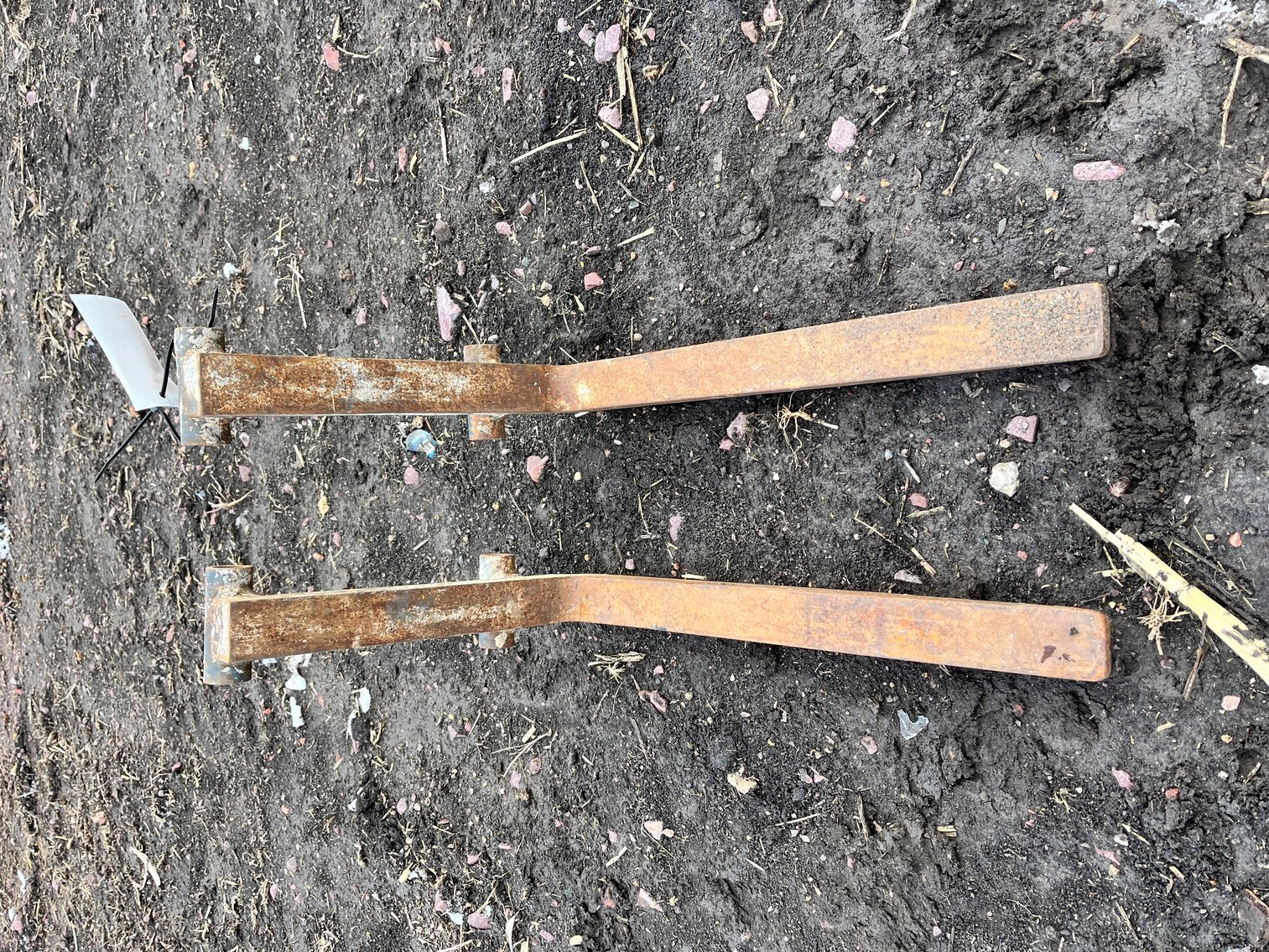 Skid Loader Attachments, Tools, Lumber & Equipment (131789)