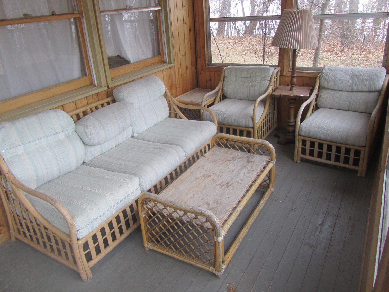 Furnishings and Appliances From 13 Cabins, Pequot Lakes, MN 139424