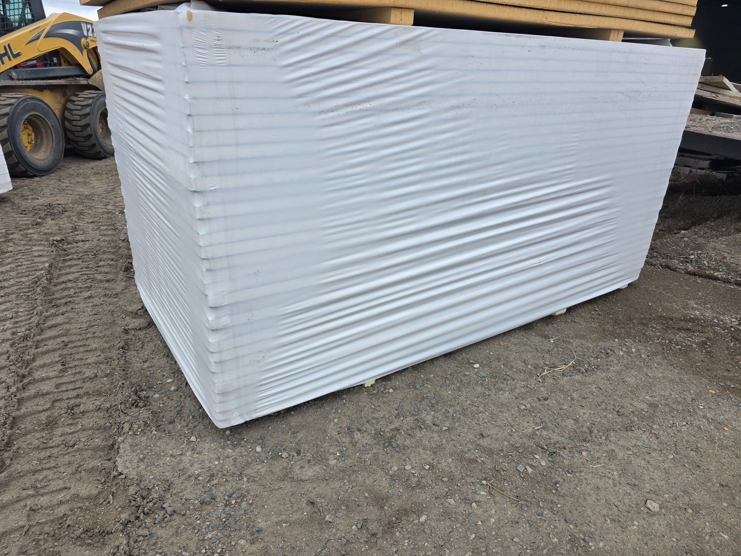 New Slate Grey Shingles, GAF EnergyGuard Polyiso Insulation & Kiln Dried and Heat Treated SPF Lumber (139176)