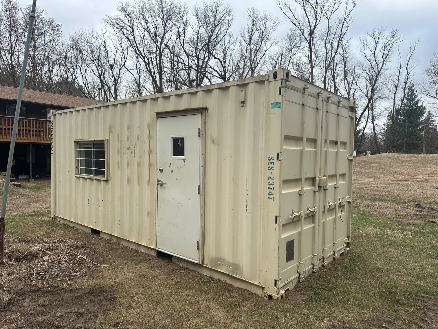 Landscaping Contractor Surplus to Ongoing Operations (139007)