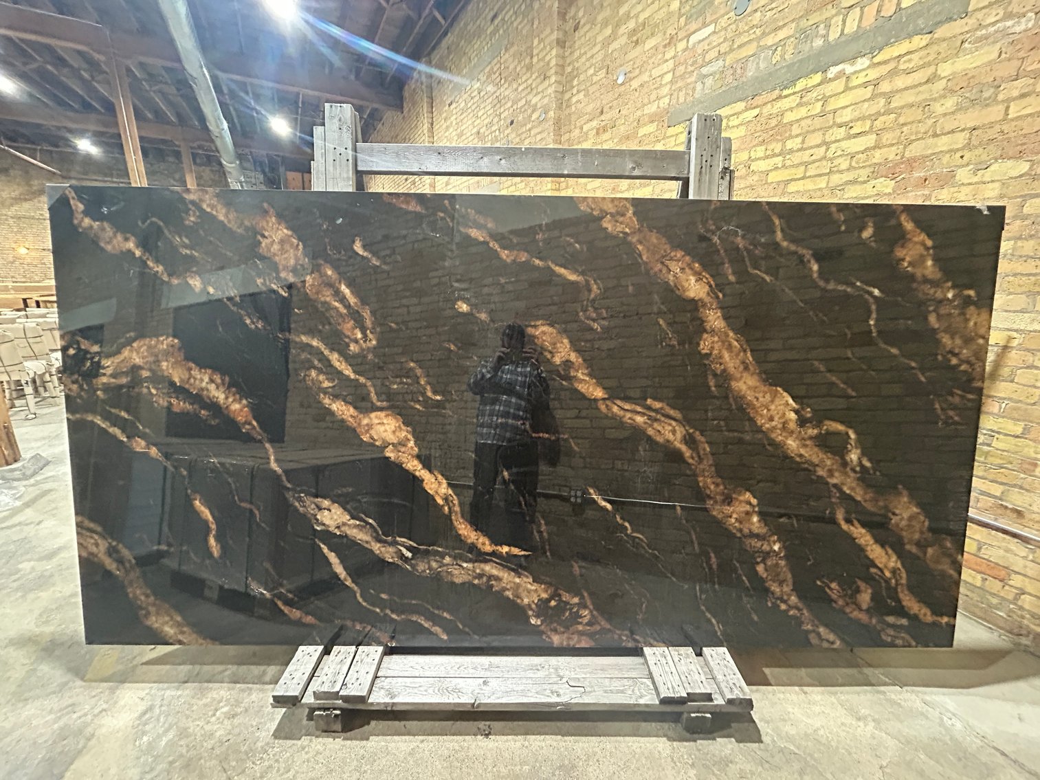 Porcelain Slabs &  Luxury Vinyl Plank Flooring (141212)