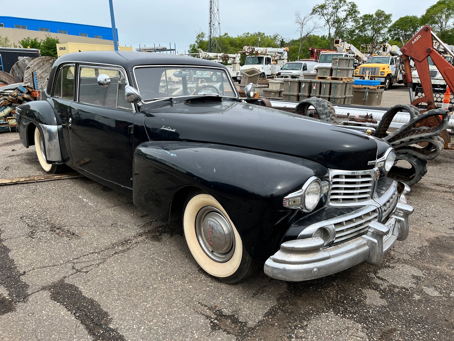 1947 Lincoln Continental & 1989 Chevrolet Corvette (142024)